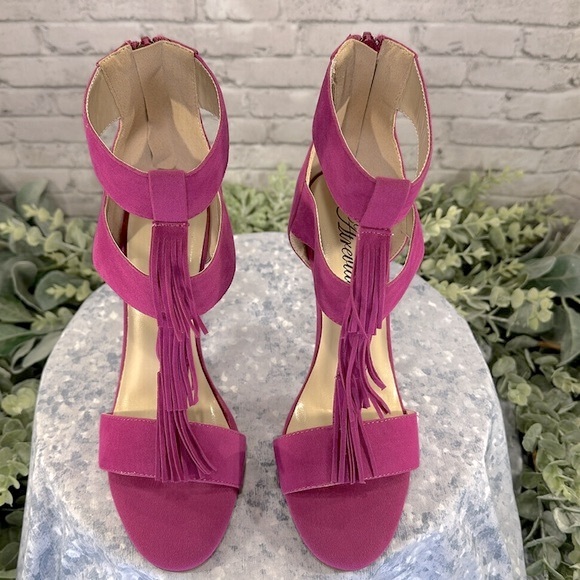 Atrevida Fuchsia 3-Band Open Toe Cut-Out Deco Fringe Stilettos WMS 7M💖NWOT - Picture 5 of 11